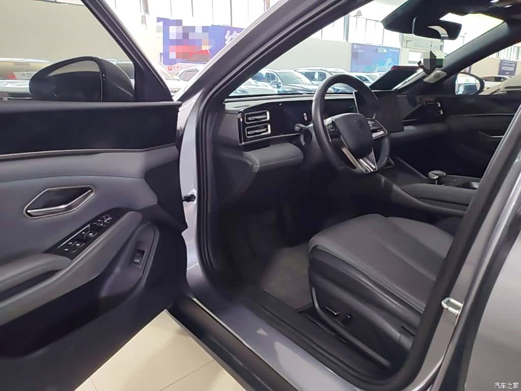 BYD Qin, 2025 16