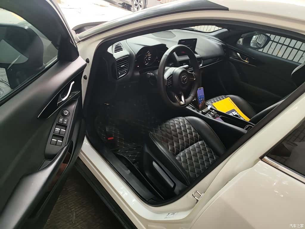 Mazda CX-4, 2020 16