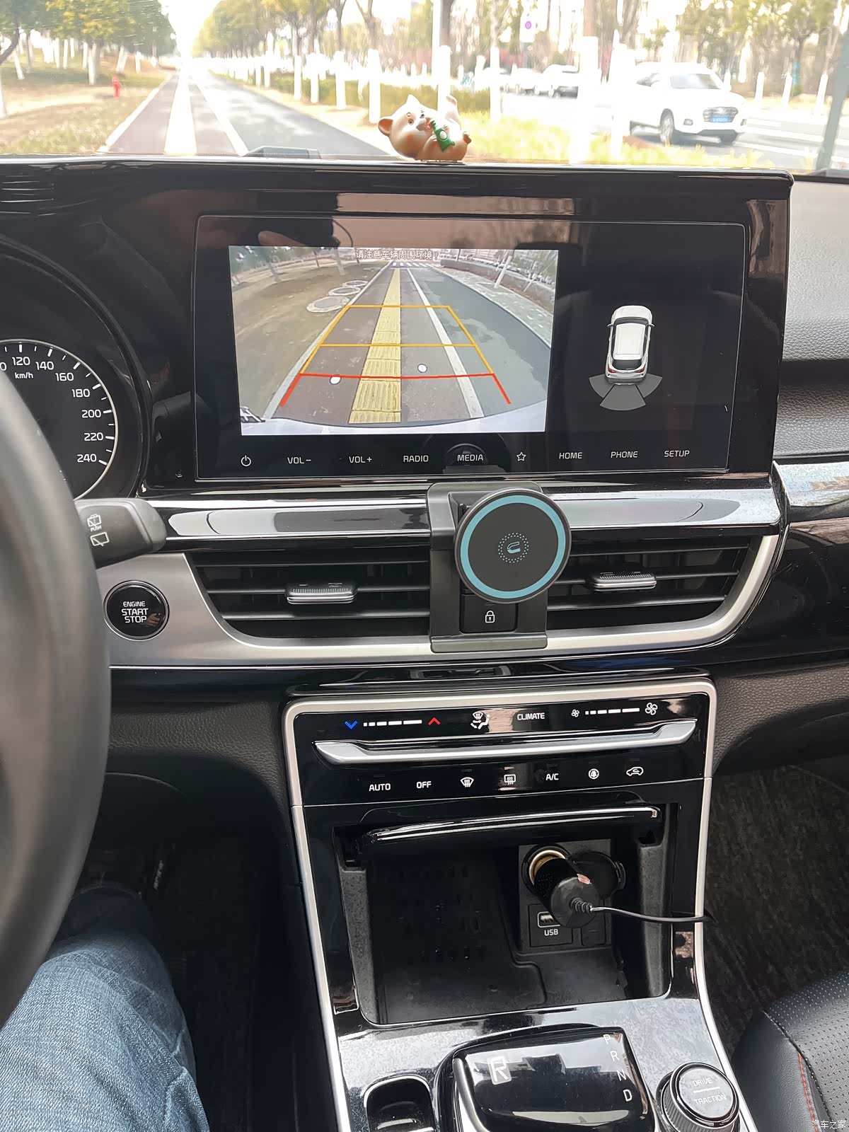 Kia KX3, 2022 12