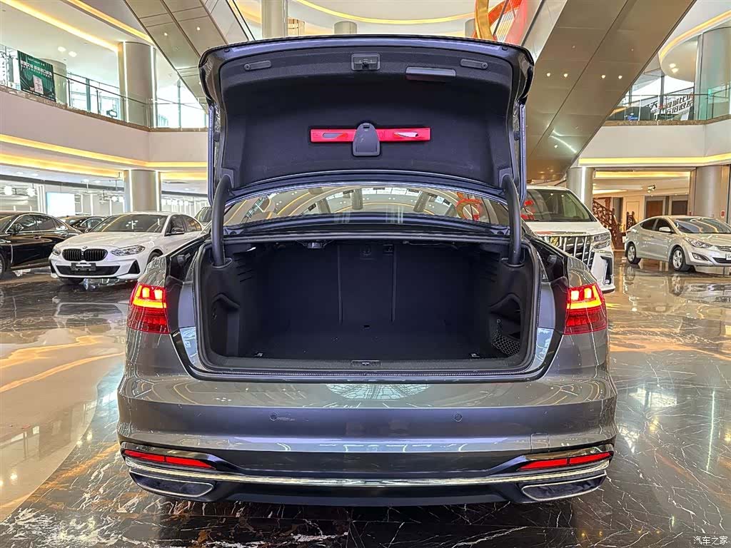 Audi A4L, 2021 10