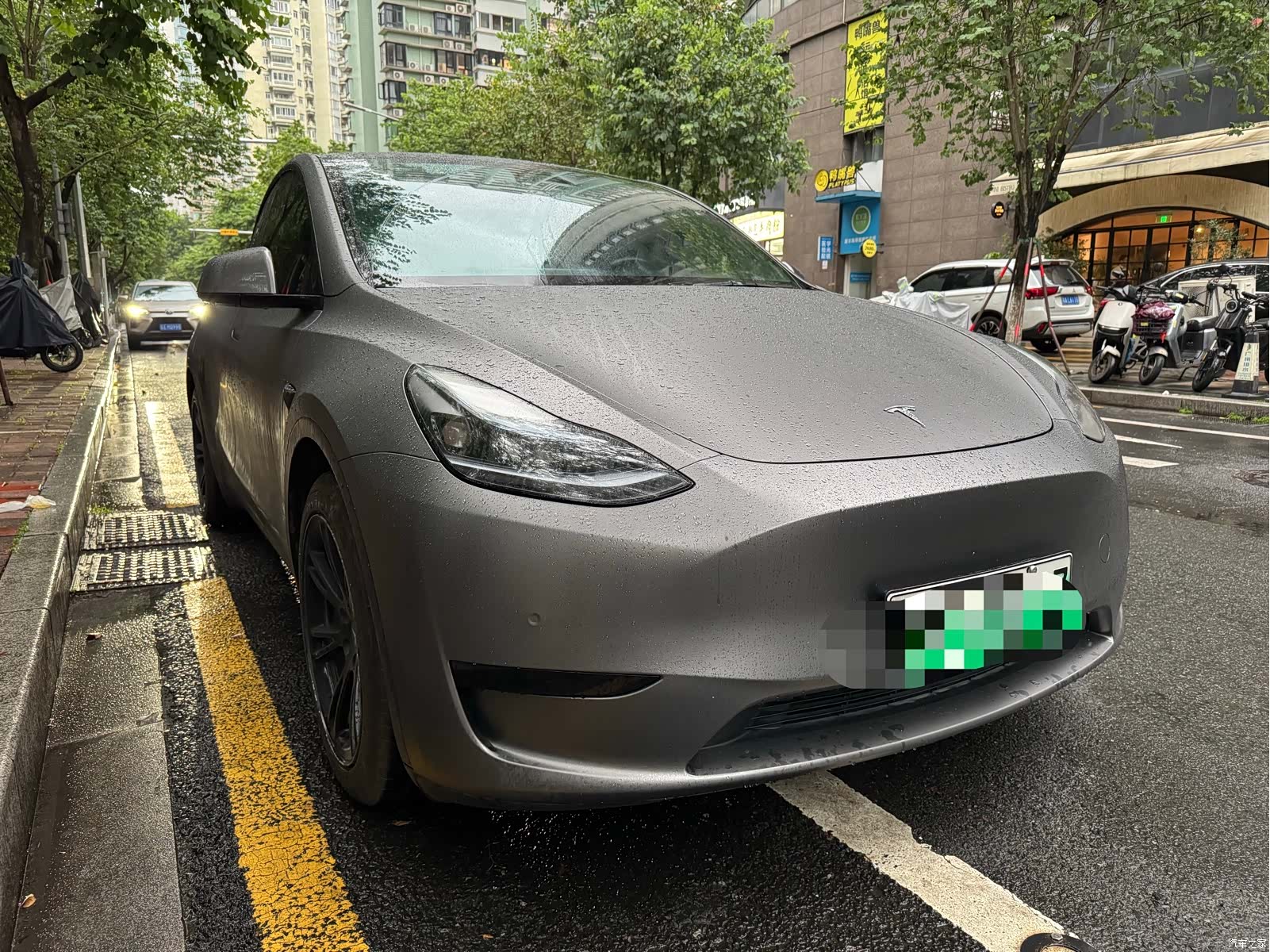 Tesla Model Y, 2022 2
