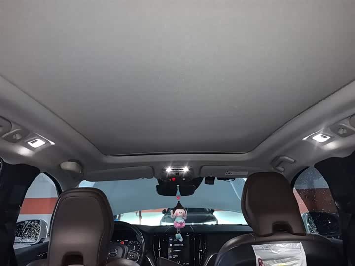 Volvo XC60, 2019 года фото 15