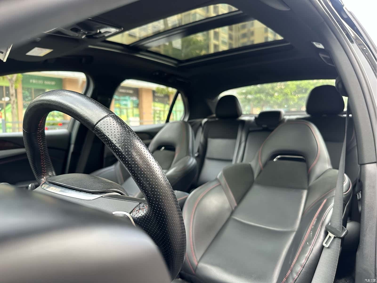Lynk & Co 01, 2020 18
