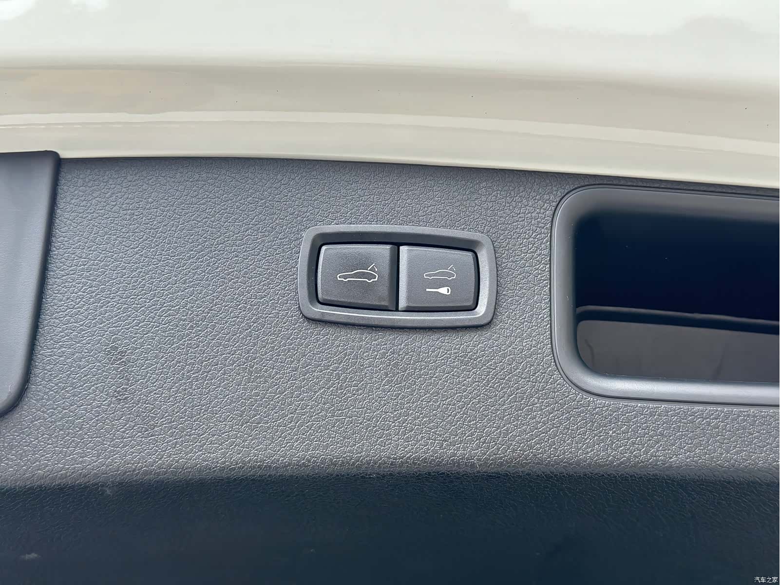 Porsche Macan, 2022 10