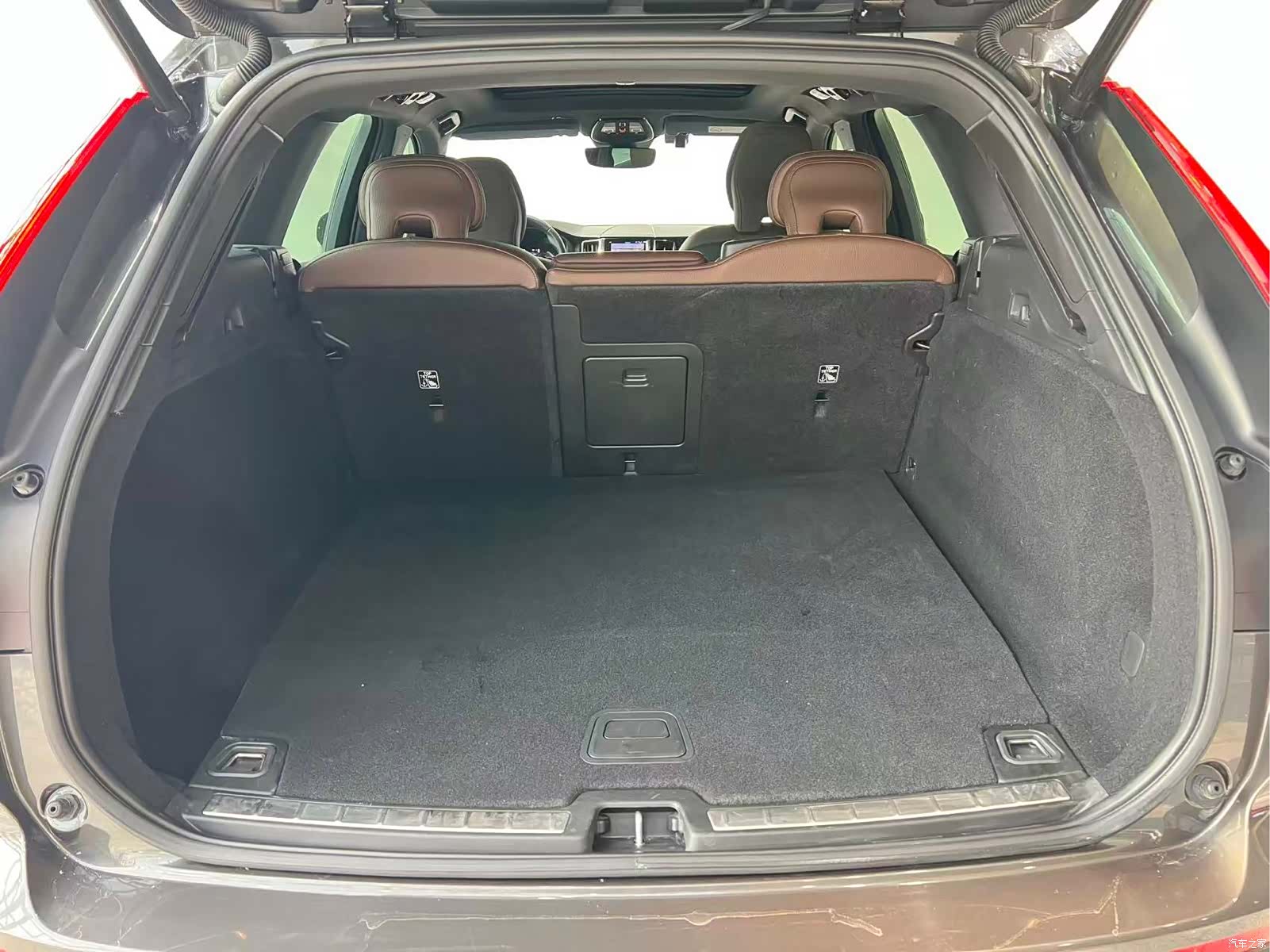 Volvo XC60, 2022 11