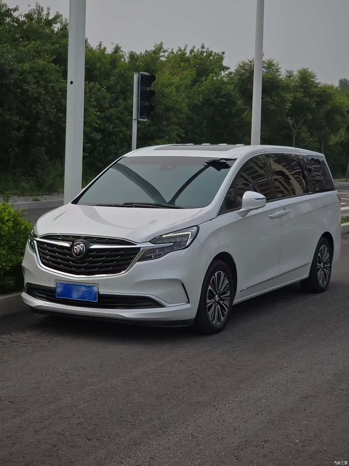Buick GL8, 2022 15