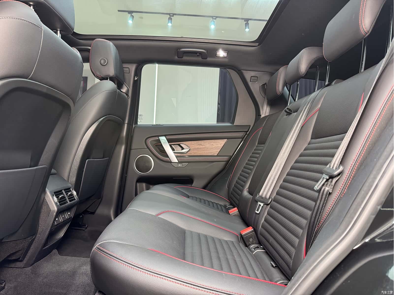 Land Rover Discovery, 2022 18