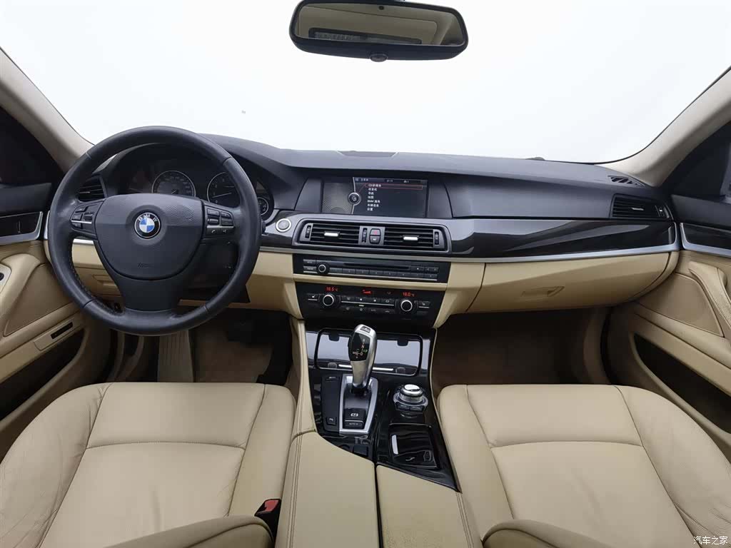 BMW 5 Series, 2012 все фото