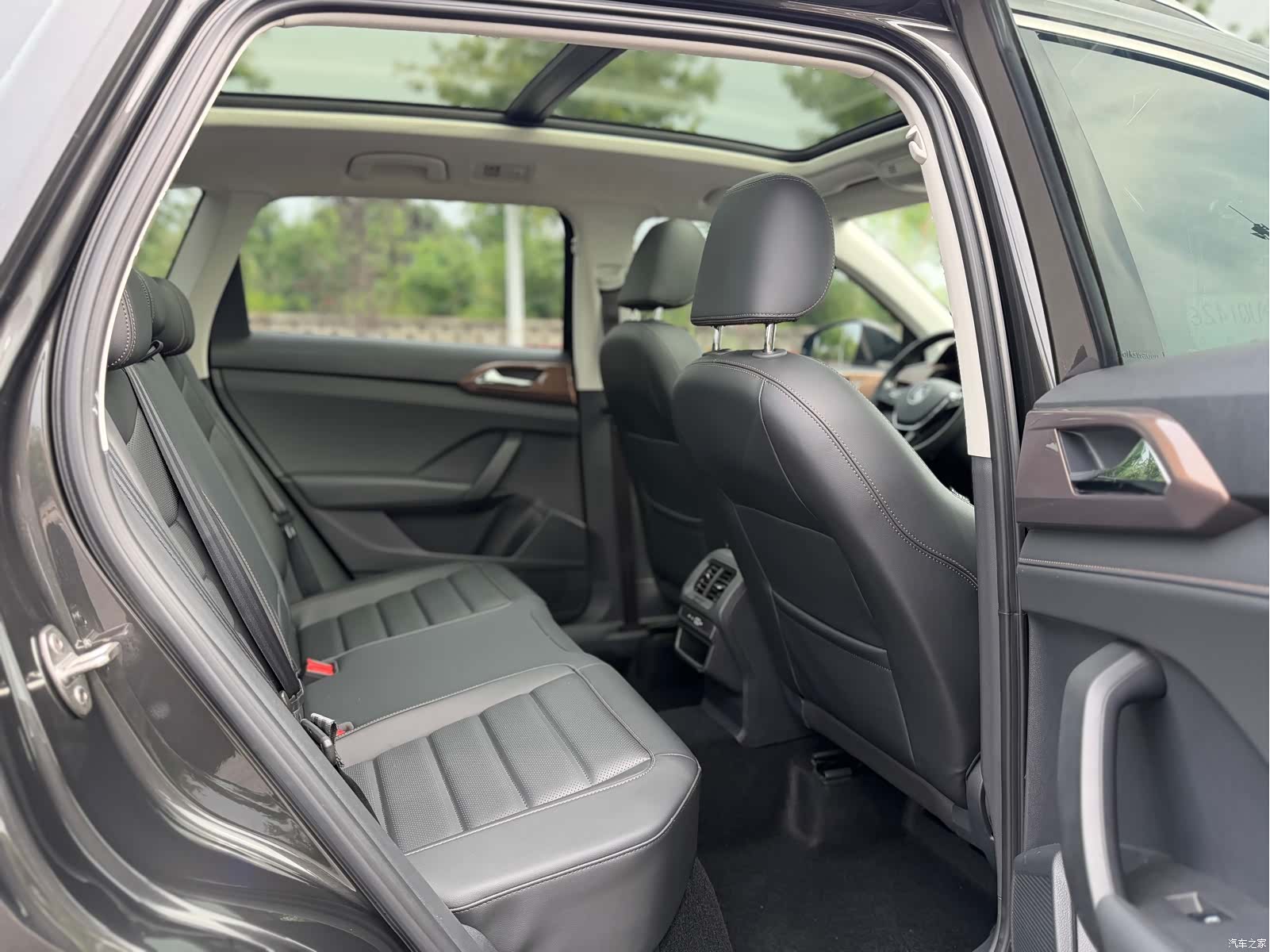 Volkswagen Tharu, 2022 13