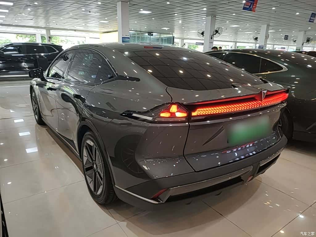 Deepal SL03, 2023 все фото