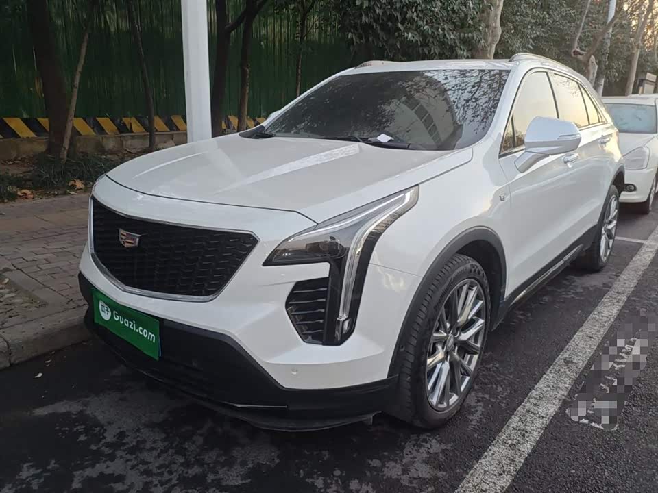 Cadillac XT4