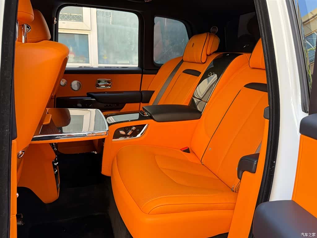Rolls-Royce Cullinan, 2025 7