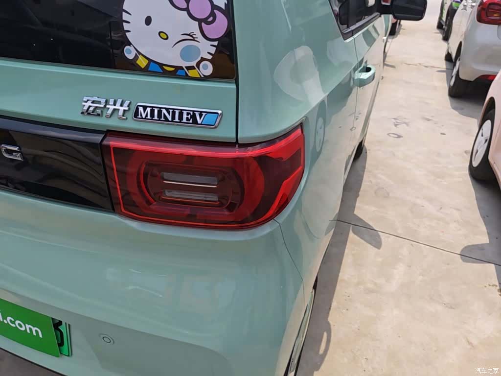 Wuling MINIEV, 2021 8
