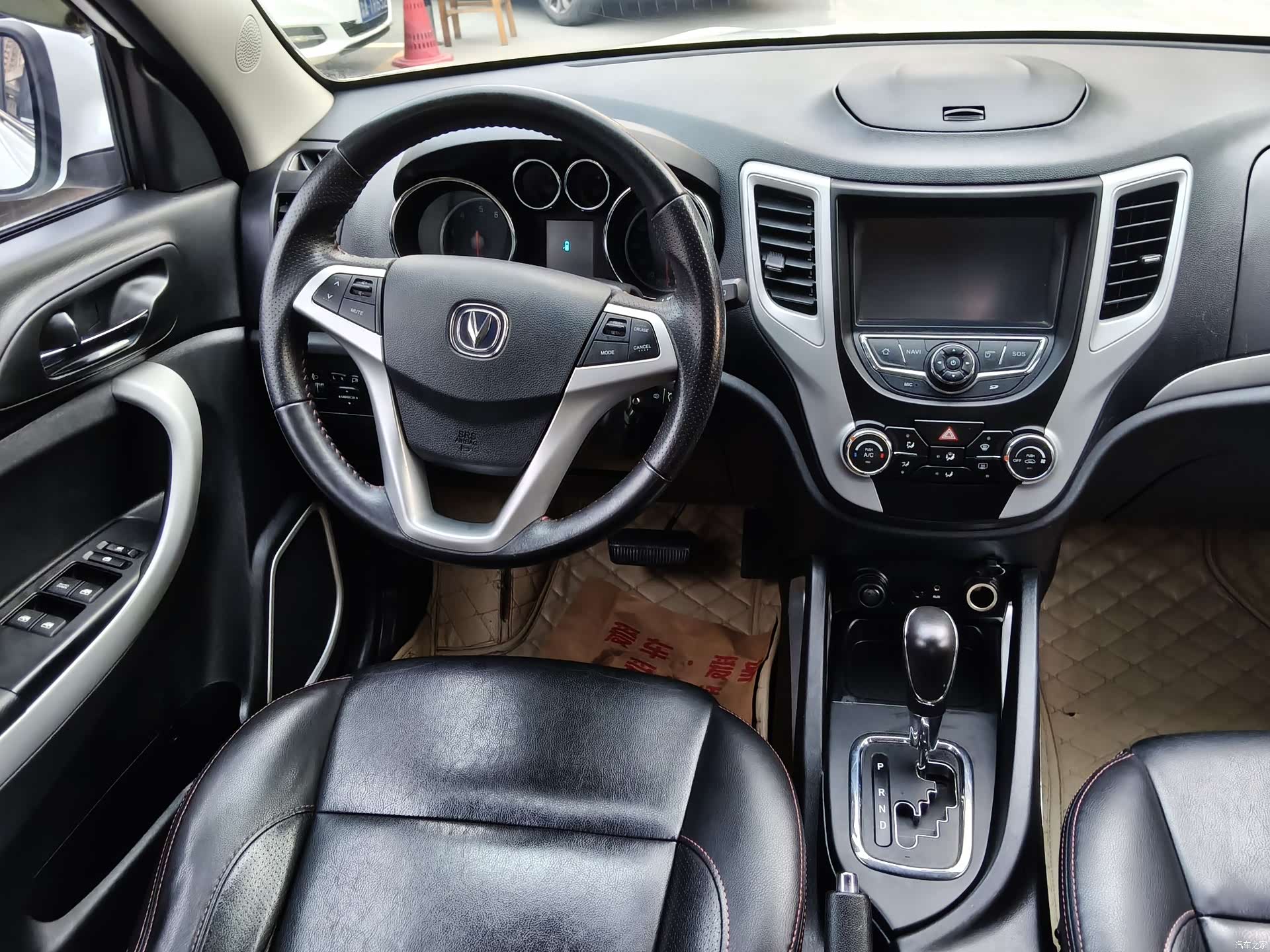 Changan CS35, 2015 все фото
