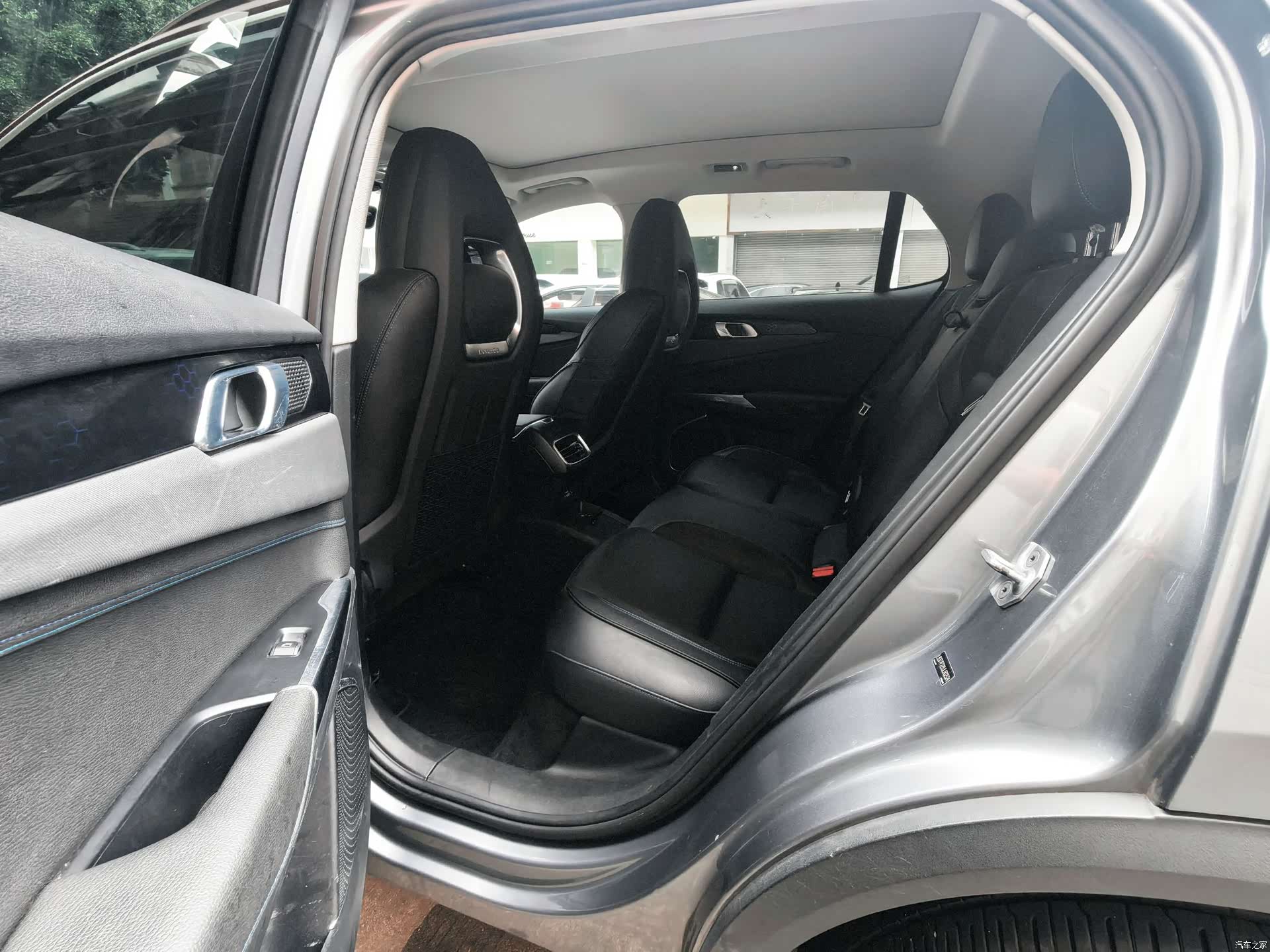 Lynk & Co 01, 2018 13