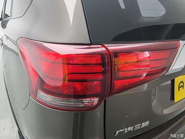 Mitsubishi Outlander, 2020 18