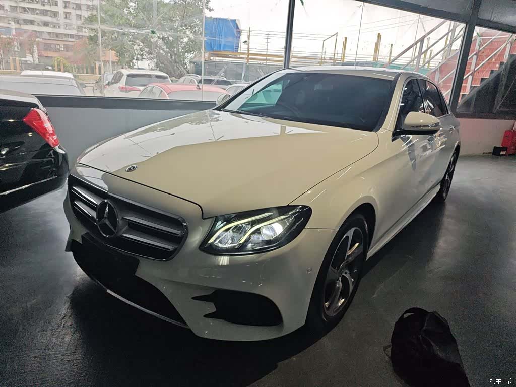 Mercedes-Benz E-Class, 2018 1