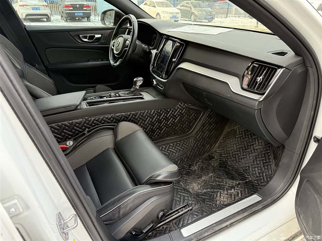 Volvo S60, 2020 8