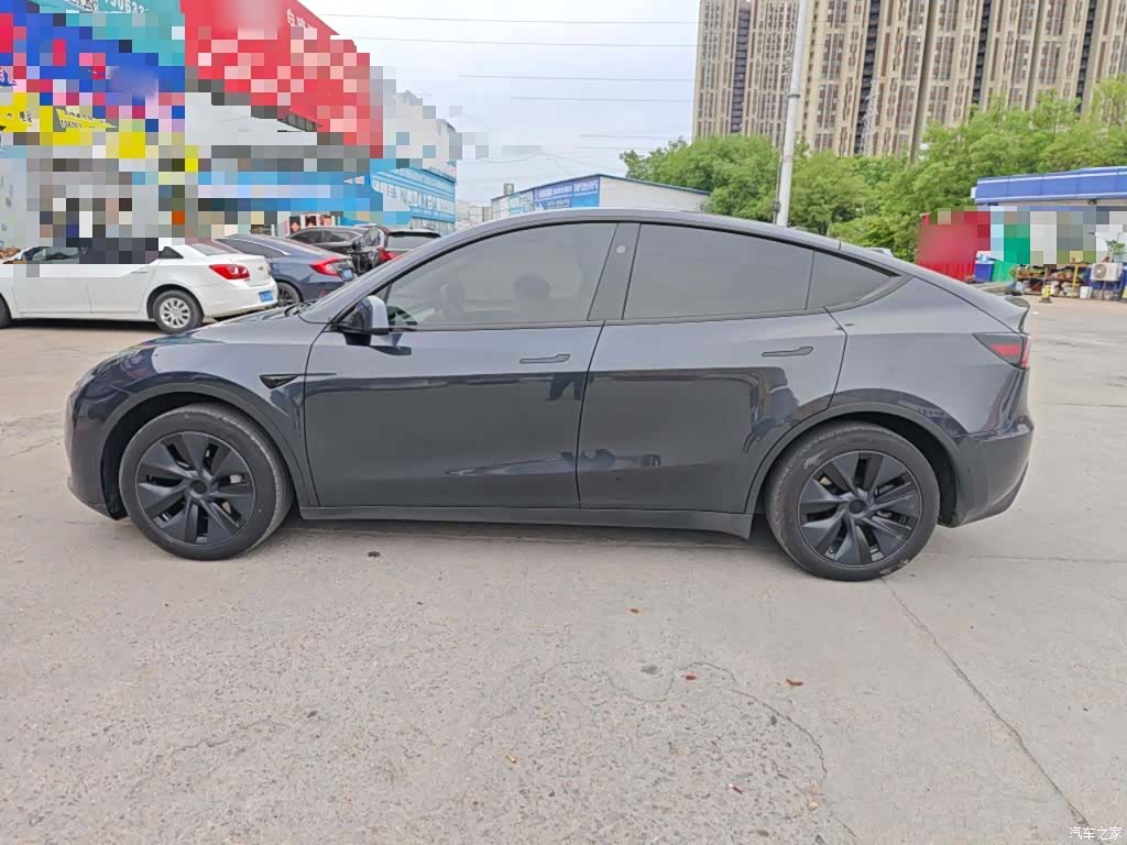 Tesla Model Y, 2024 25