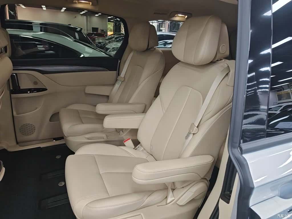 Buick GL8, 2025 17