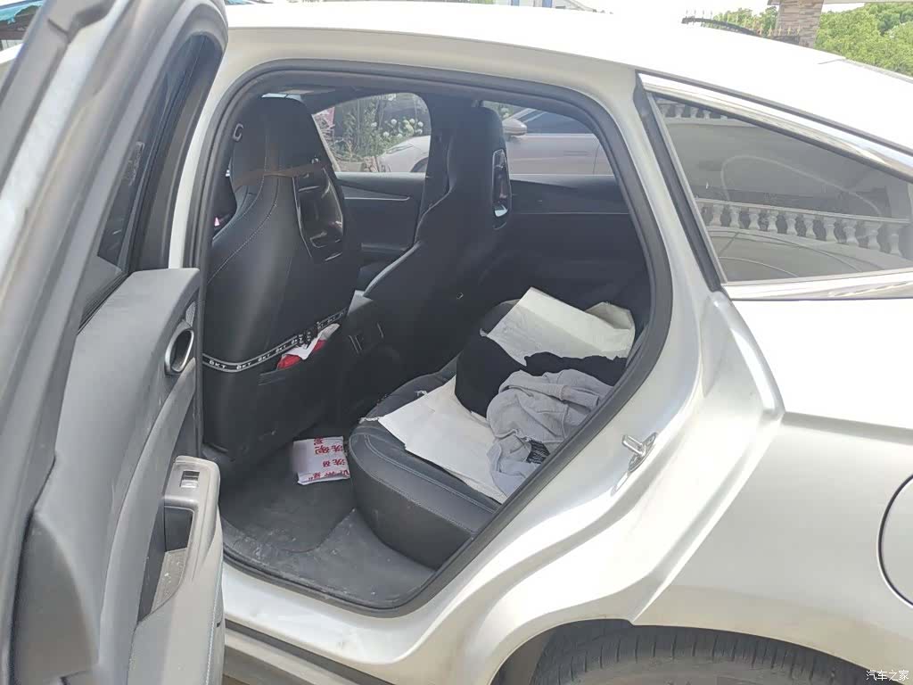 BYD Seal, 2024 15
