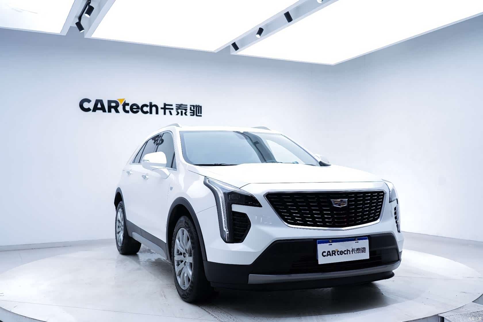 Cadillac XT4, 2021 4