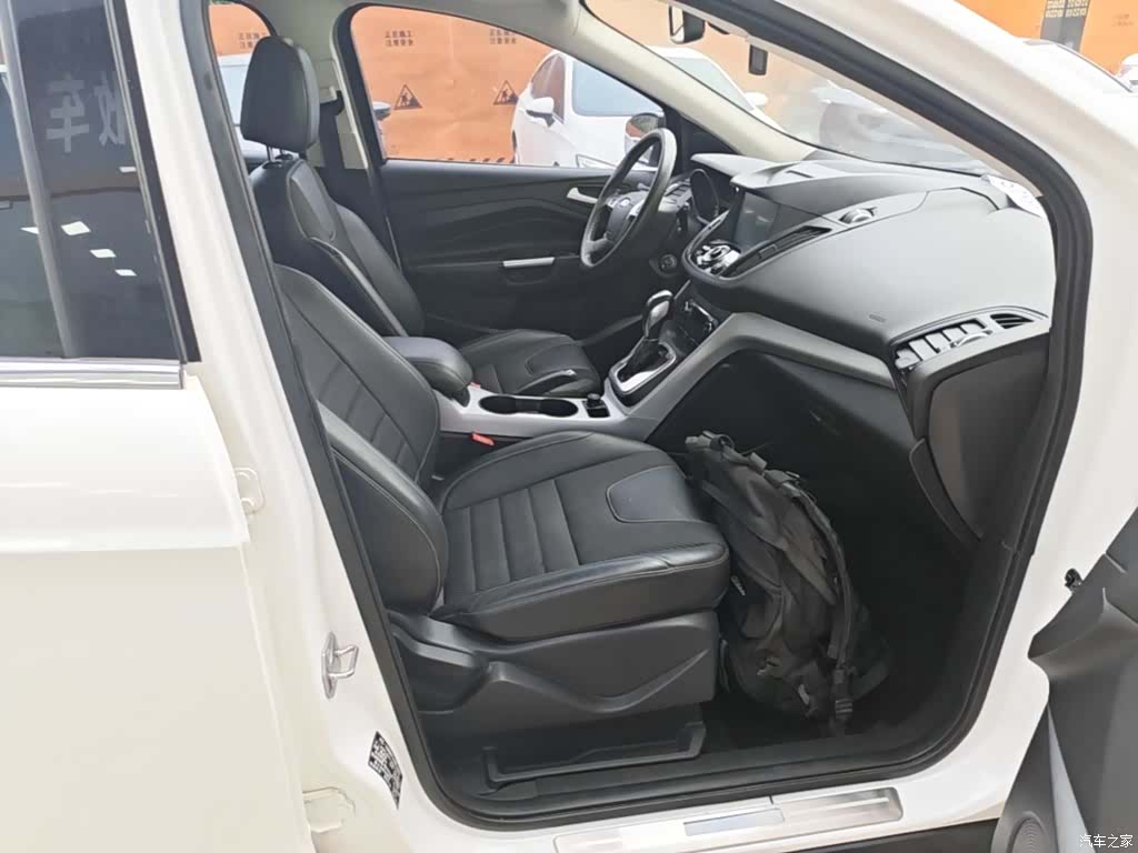 Ford Kuga, 2016 25