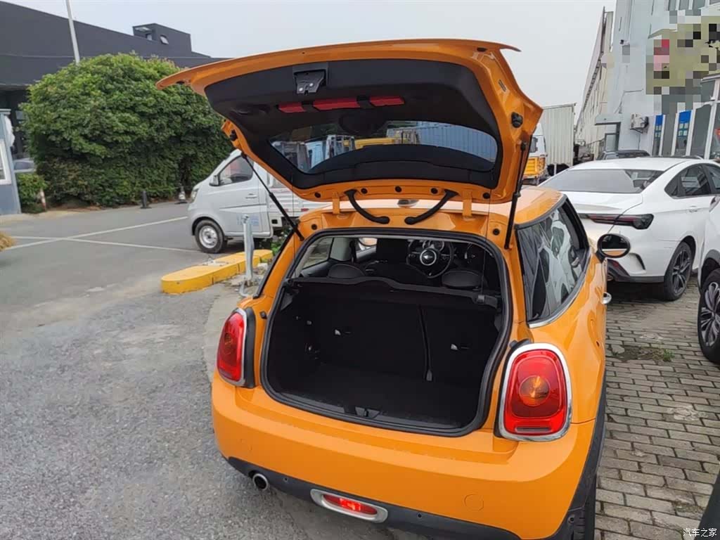 Mini ONE+, 2015 19