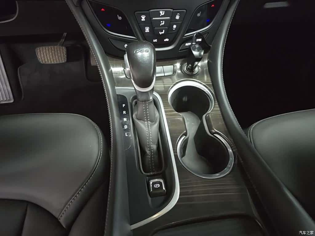 Buick Envision Plus, 2021 14