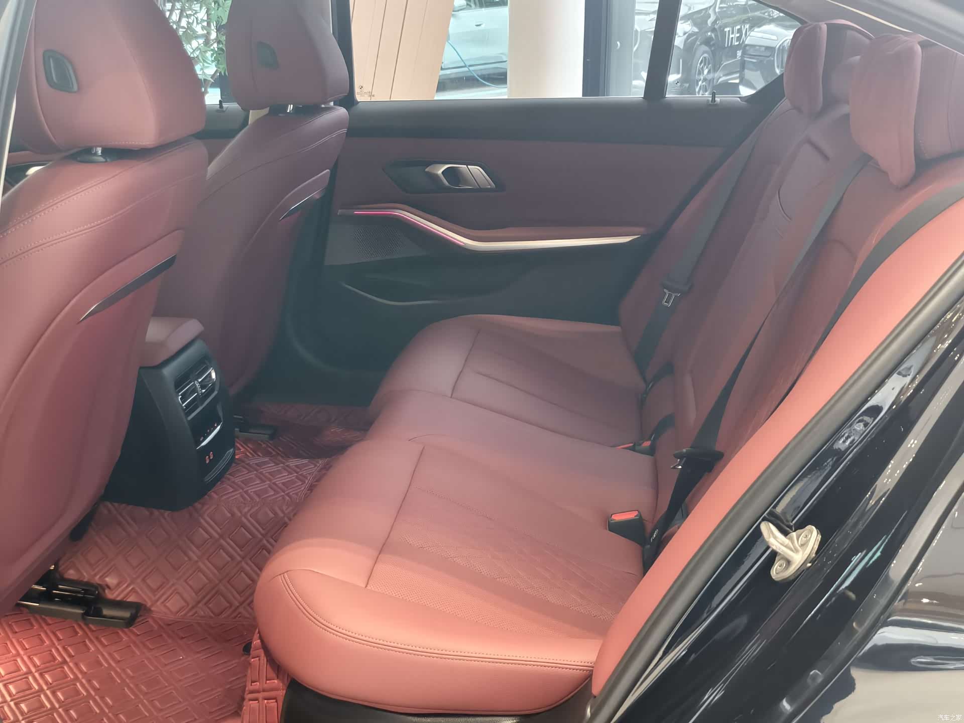BMW i3, 2023 6