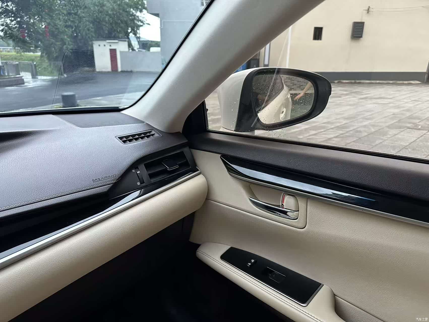Lexus ES, 2016 16