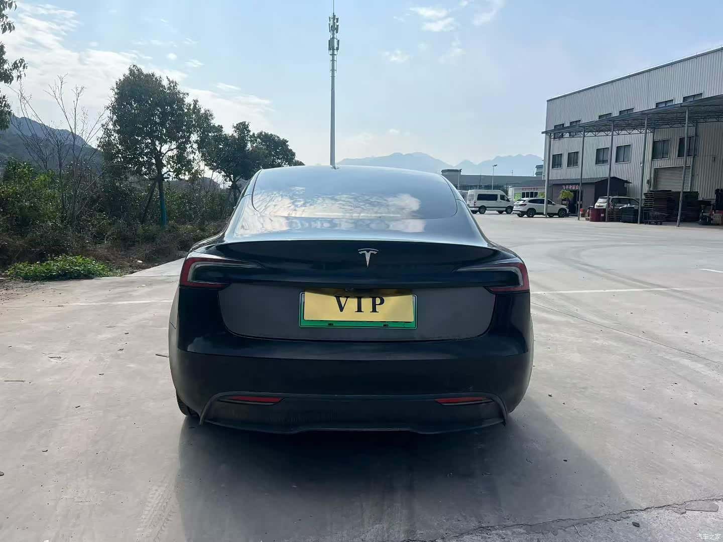 Tesla Model 3, 2024 8