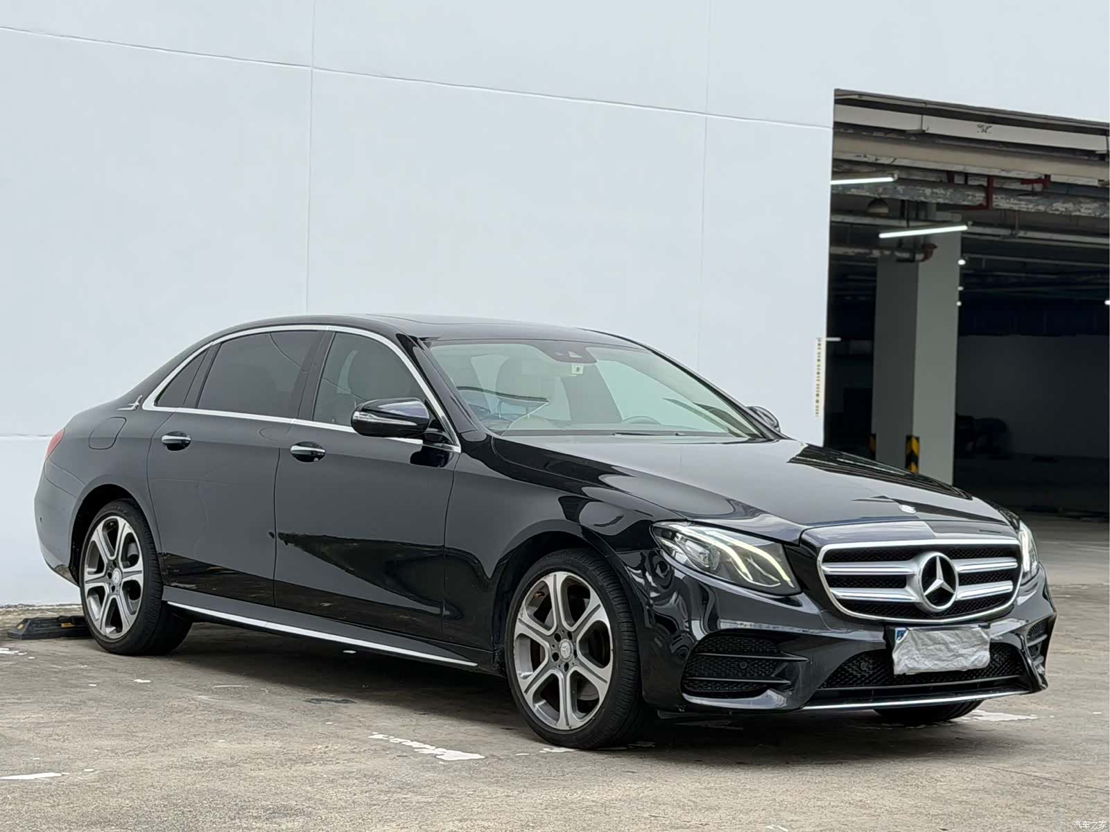 Mercedes-Benz E-Class, 2017 3
