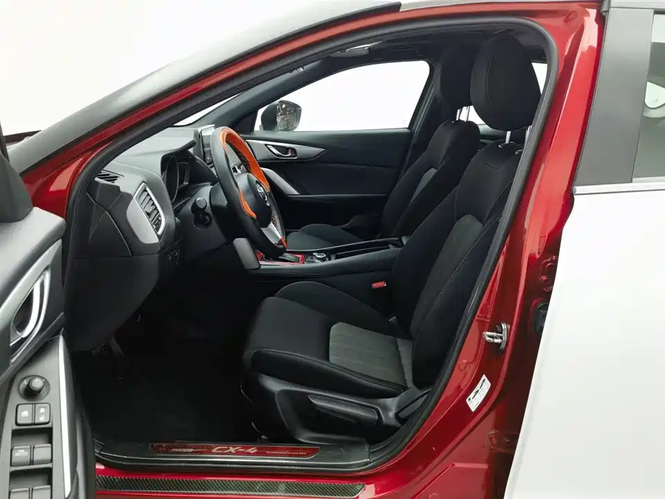 Mazda CX-4