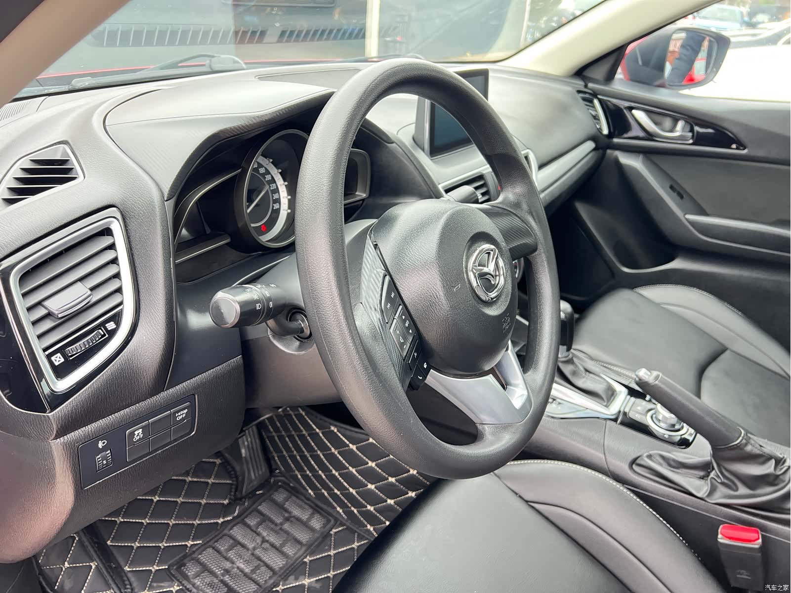 Mazda Mazda3, 2014 7