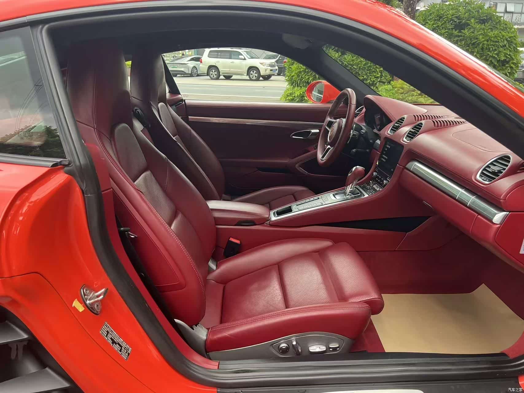 Porsche Cayman, 2019 7