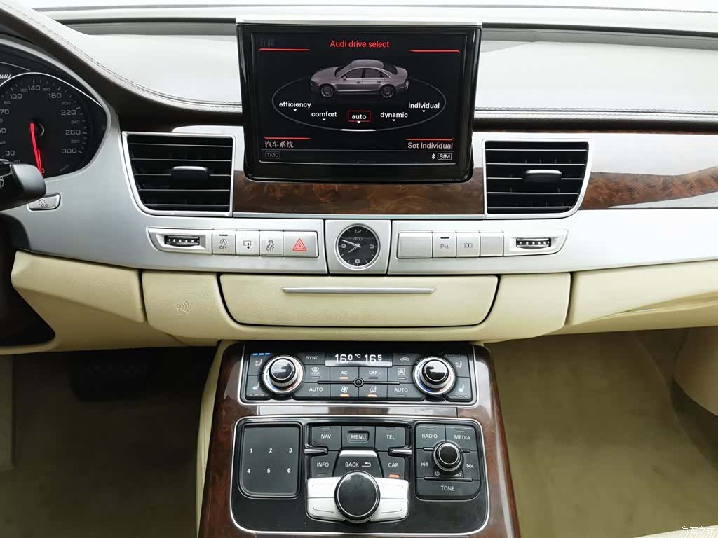 Audi A8L, 2012 12