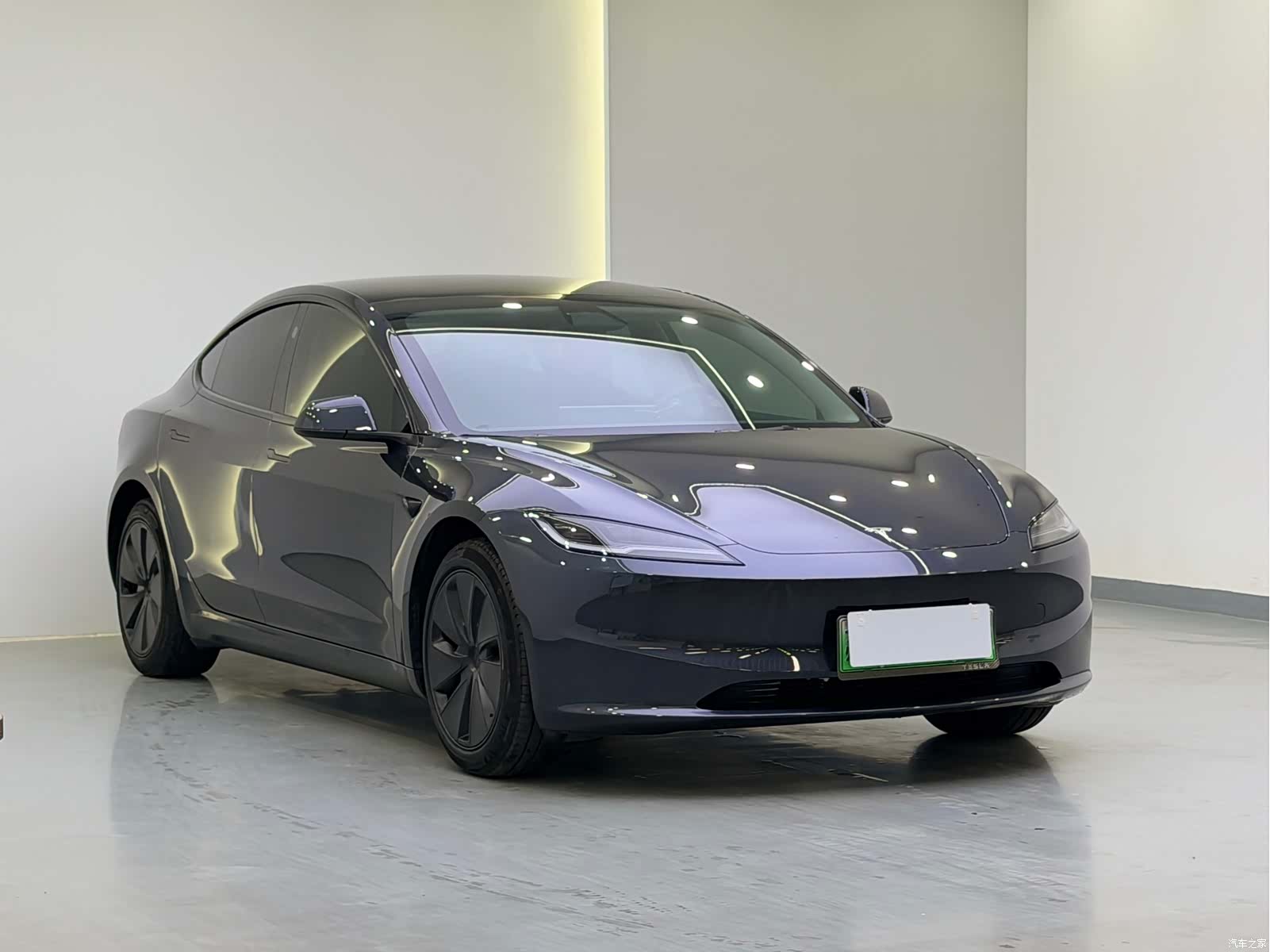 Tesla Model 3, 2024 3