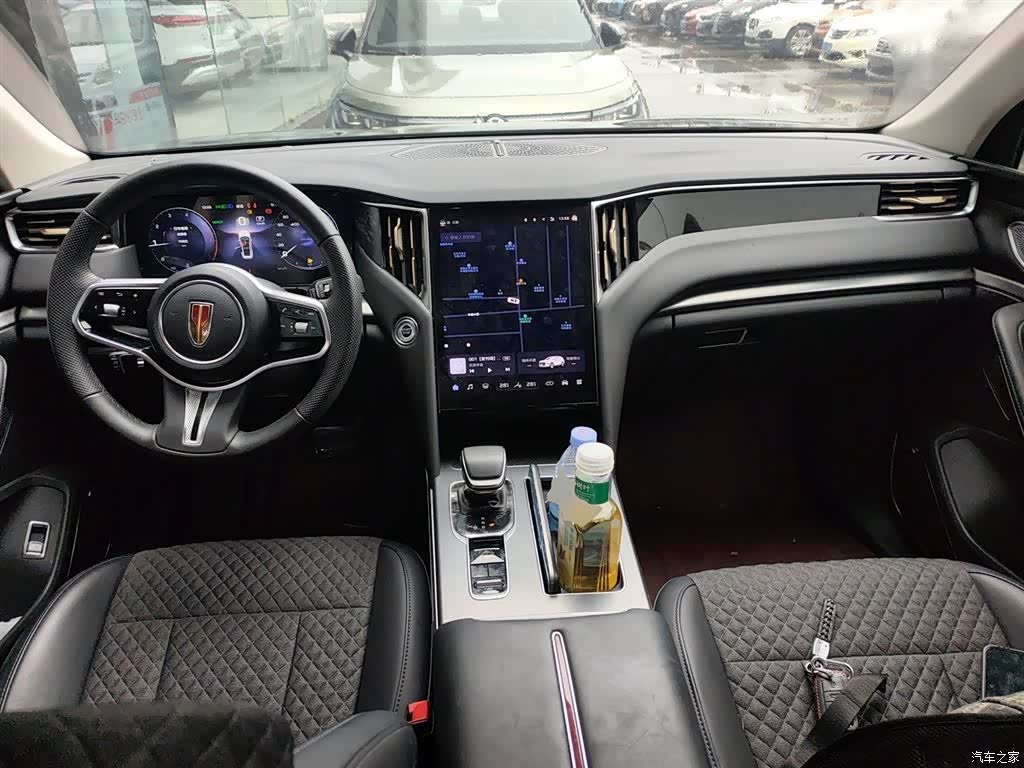 Hongqi HS7, 2025 6