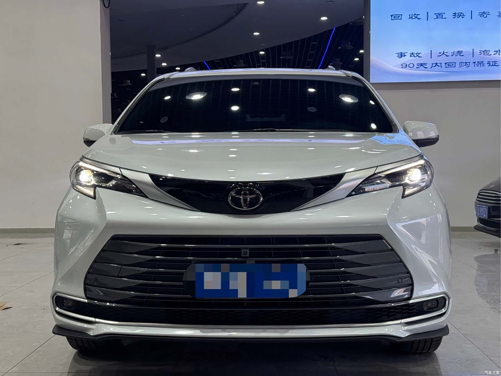 Toyota Sienna, 2024 2