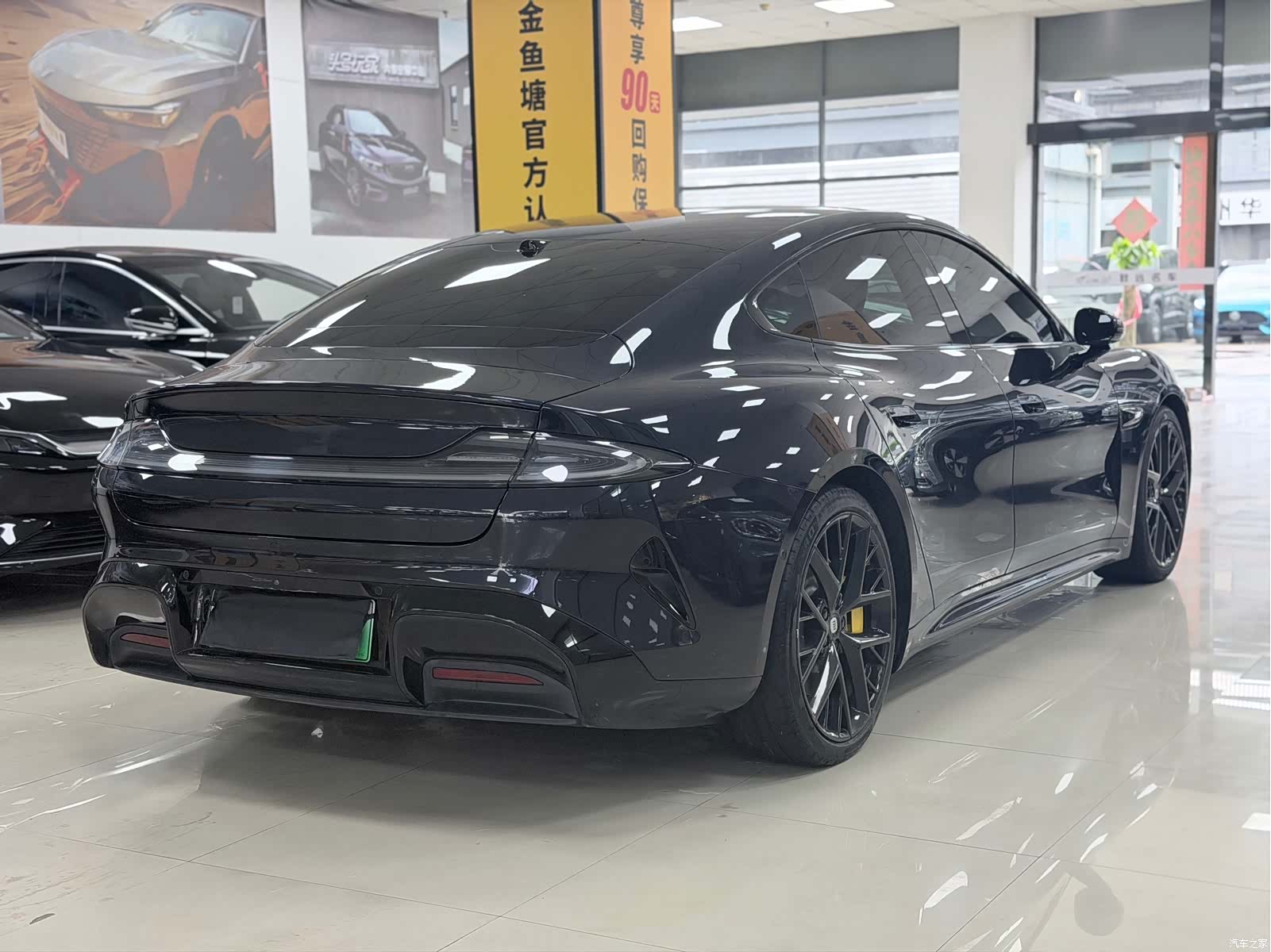 Xiaomi SU7, 2025 4