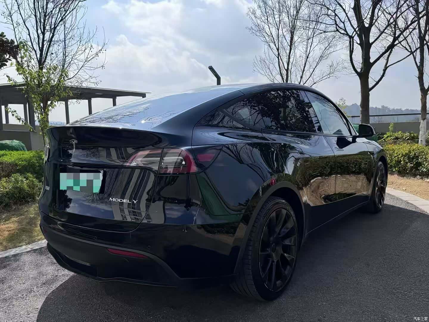 Tesla Model Y, 2021 9