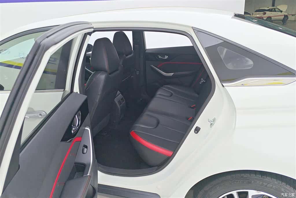 Nissan D60, 2020 11