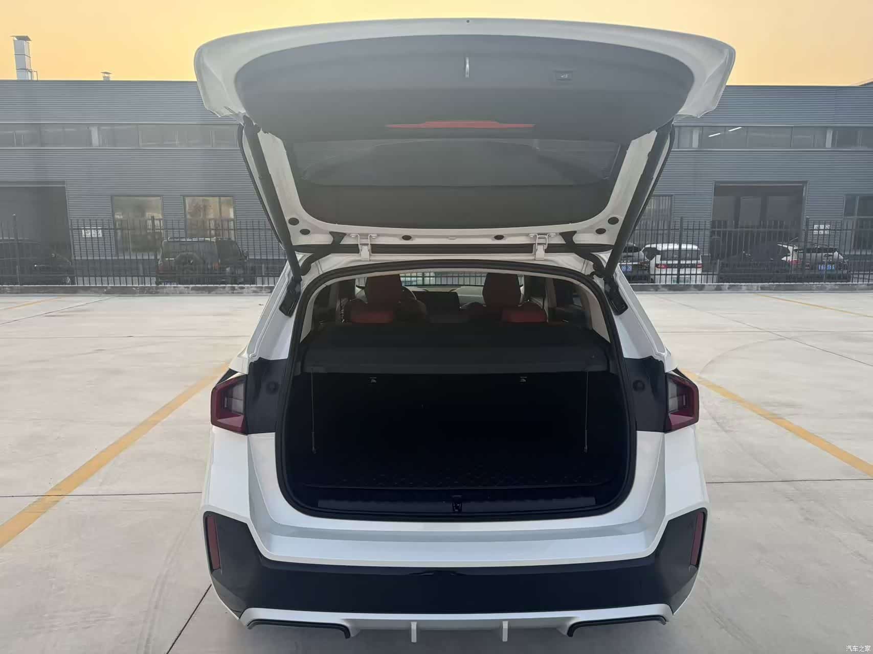 BMW X1, 2024 8