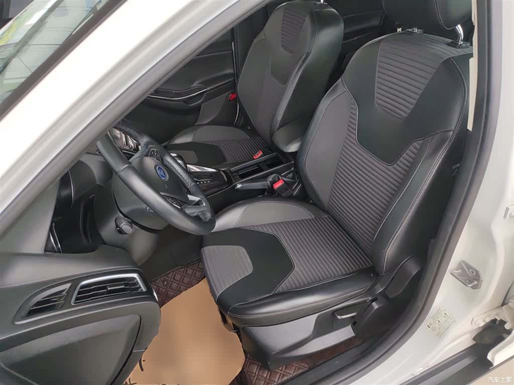 Ford Focus, 2018 15
