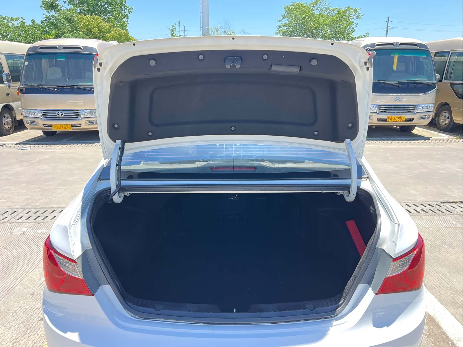 Hyundai Sonata, 2012 23