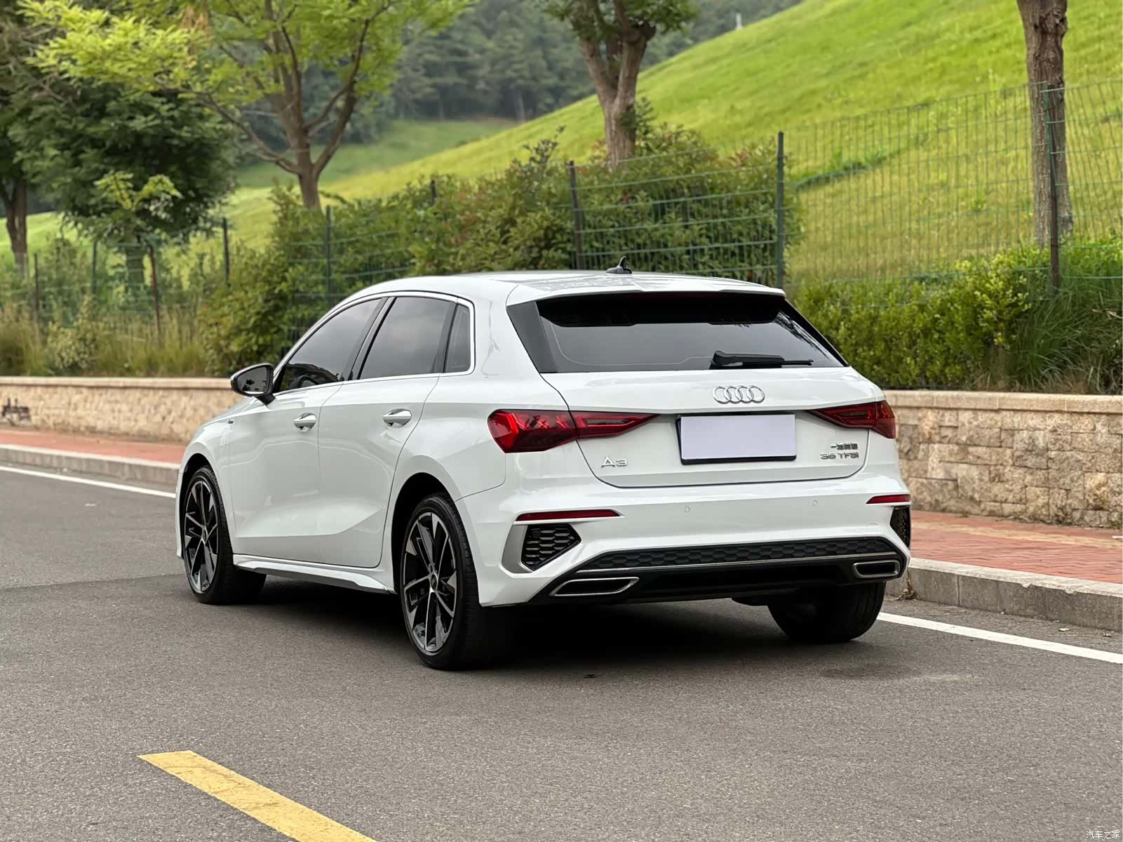 Audi A3, 2023 все фото