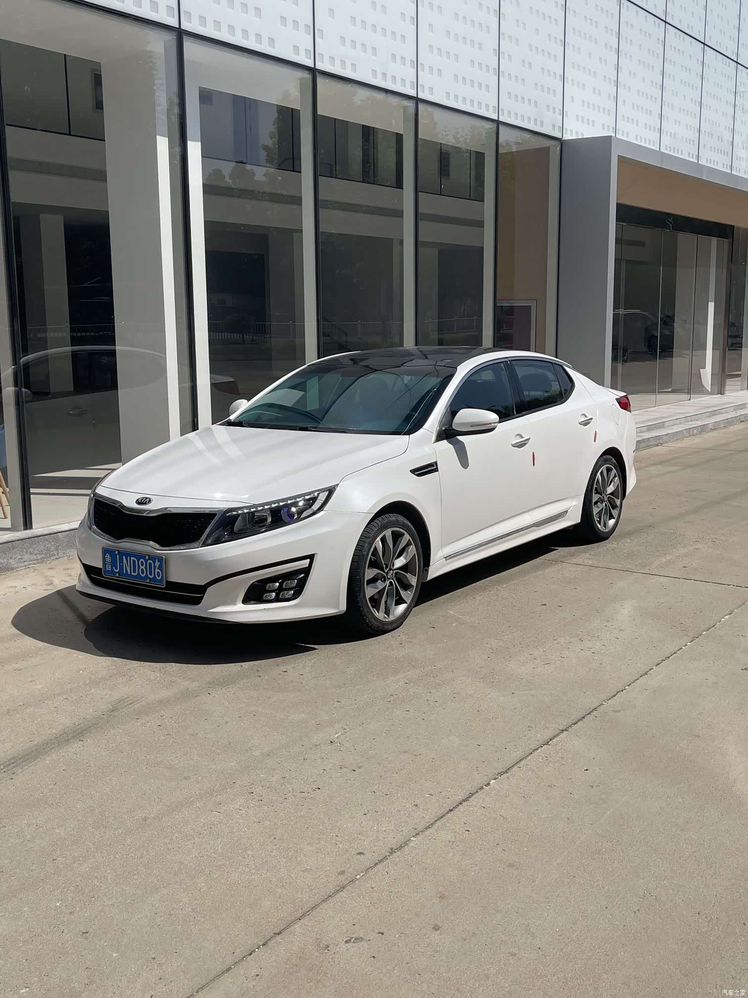 Kia K5, 2014 1