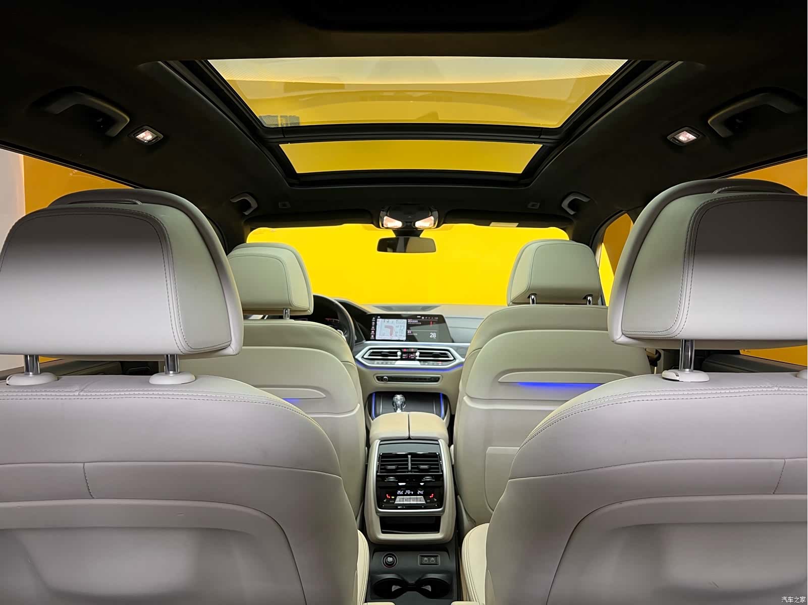 BMW X7, 2021 36