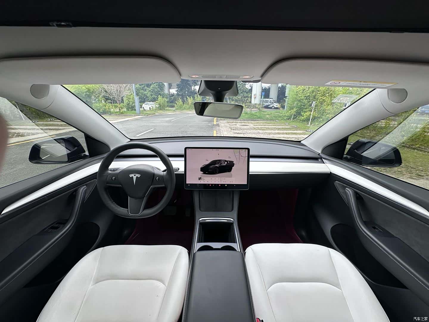 Tesla Model Y, 2022 19